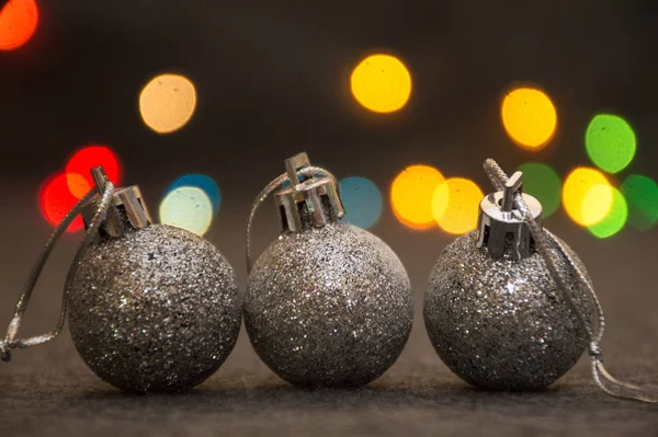 Weihnachtskarte Mit Silbernen Kugeln — Stockfoto
