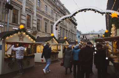 Şehir merkezinde Noel panayırı 