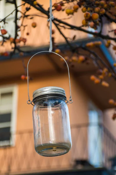 ツリー上の装飾瓶街路灯 — ストック写真