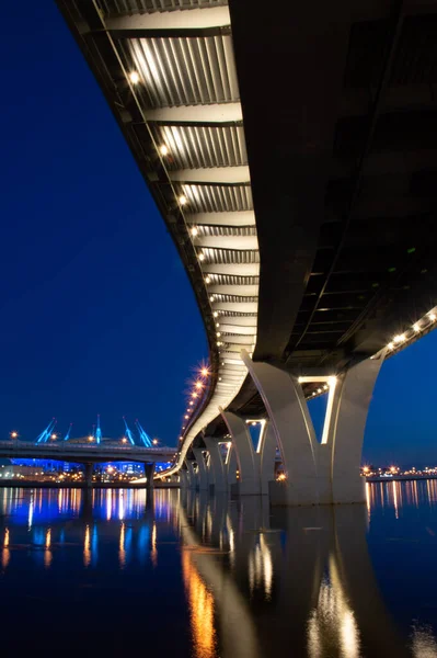 Мост Огнями Ночью Финский Залив — стоковое фото