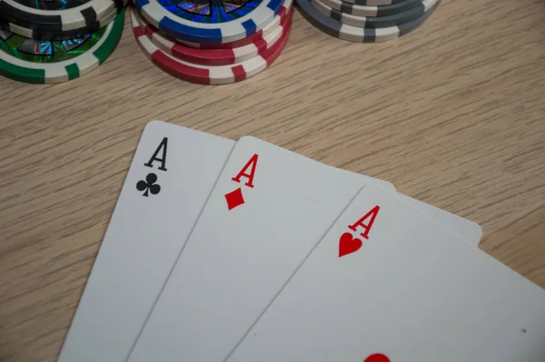 Fichas Cartões Poker — Fotografia de Stock