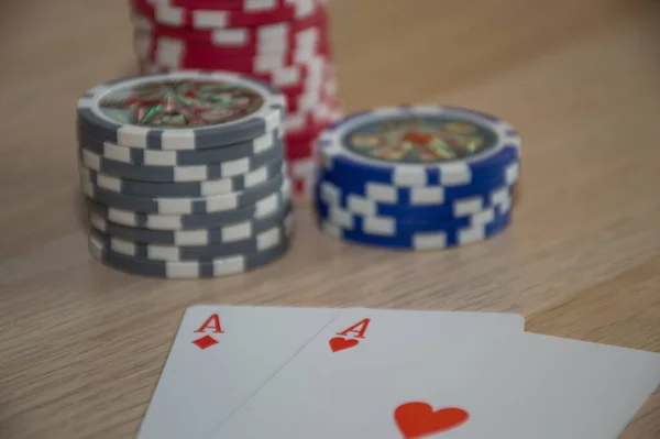 Fichas Cartões Poker — Fotografia de Stock