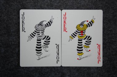 Poker fişleri ve joker kartları