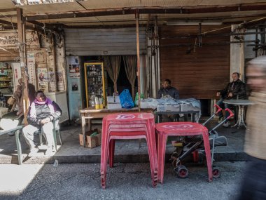 Palermo, Ballaro 'nun ünlü bölgesi. Malları olan sarayları ve satıcıları var.