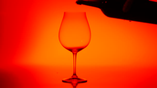 Versé Dans Verre Vin Rouge Rouge — Video