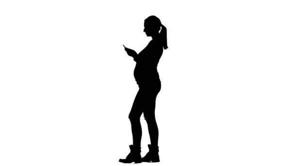 Mujer Embarazada Toma Fotos Selfie — Vídeos de Stock