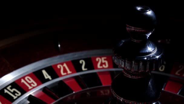 Ruota Della Roulette Stop Con Palla Bianca Esecuzione — Video Stock