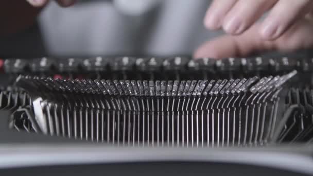 mécanisme d'une machine à écrire rétro empreintes digitales 