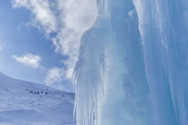 Roche glacée dans le gel — Photo