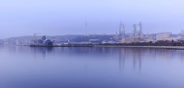 Panorama Bakoe bij zonsopgang. Azerbeidzjan — Stockfoto