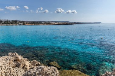 Nissi beach güneşli havalarda. Ayia Napa.Cyprus