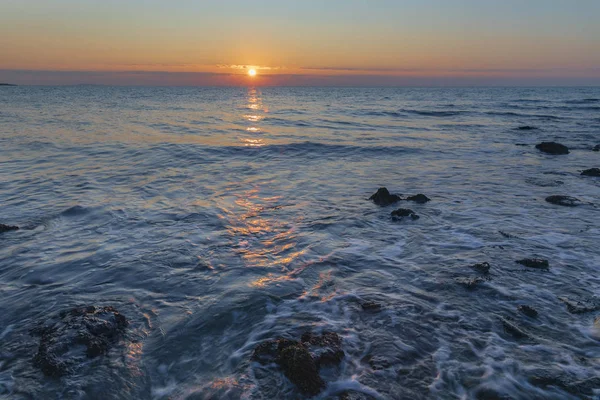 Soluppgång på havet — Stockfoto