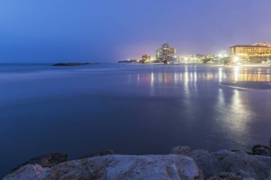 İsrail 'de Herzliya Plaj Günü Günbatımı