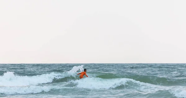 Herzliya Israel March 2020 Surfer Rides Waves Mediterranean Sea — 스톡 사진