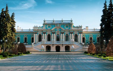 Kiev 'deki Mariinsky Sarayı, tarihi bir bina.