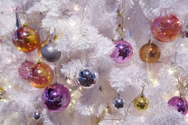 Noel ağacına asılı Noel top süsler dekorasyon