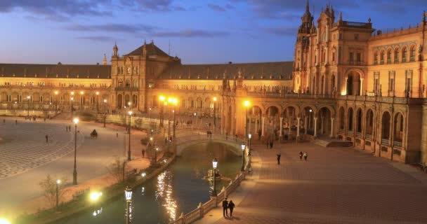 Plaza de España por la noche en Sevilla — Vídeo de stock