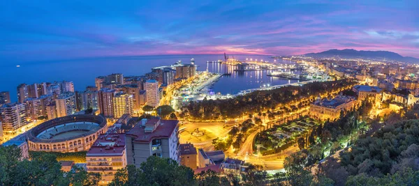 Panorama della costa del mare a Malaga al tramonto — Foto Stock