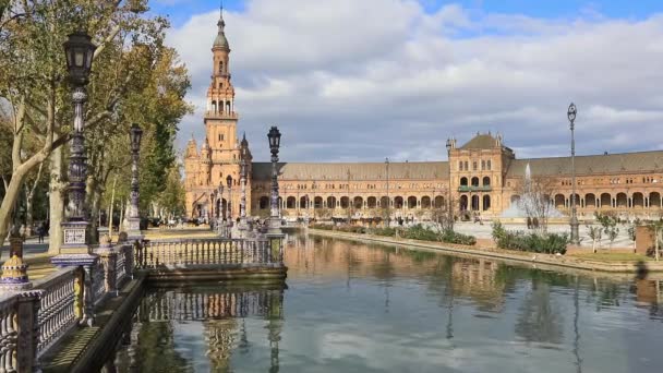 Северная башня на площади Plaza de Espana в Севилье — стоковое видео