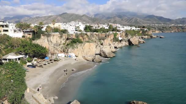 Balcon görünümden de Europa Nerja sahilde — Stok video