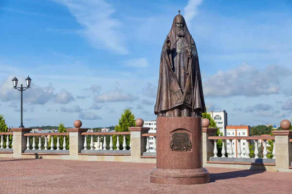 Monumento al Patriarca Alexi II en Vitebsk — Foto de Stock