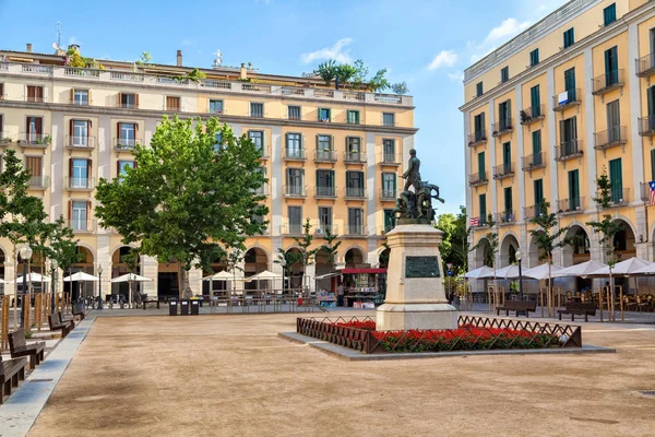 Plein van de onafhankelijkheid in Girona — Stockfoto