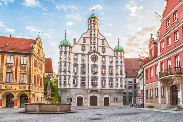 Ayuntamiento (Rathaus) en Memmingen, Alemania —  Fotos de Stock