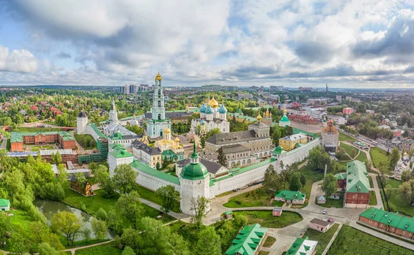 Trinity Lavra van St. Sergius - luchtfoto — Stockfoto
