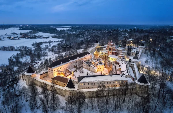 Vista aérea del monasterio Savvino-Storozhevsky en Zvenigorod — Foto de Stock