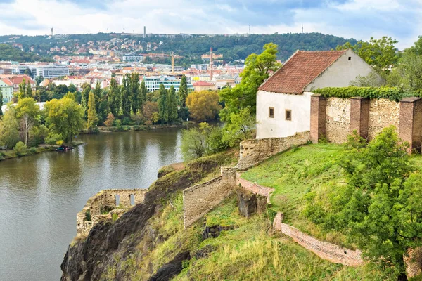 Zřícenina je Libuše koupel v Vyšehrad, Praha — Stock fotografie