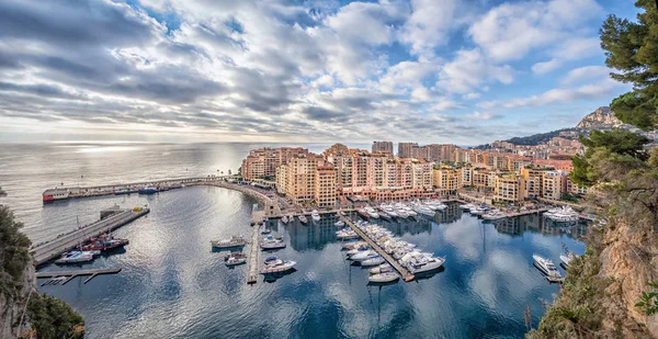 Distretto di Fontvieille e porto di Monaco — Foto Stock