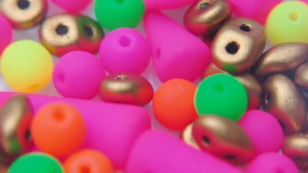 Texture de perles multicolores . — Video