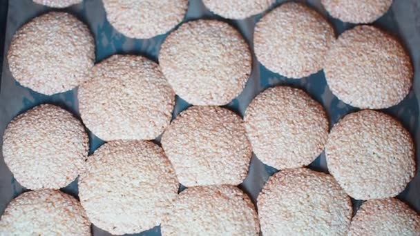 Кунжутное печенье с гашишем — стоковое видео