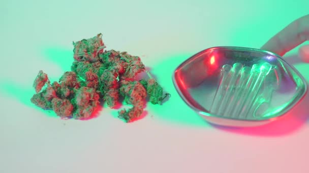 大麻、玻璃管的销售 — 图库视频影像