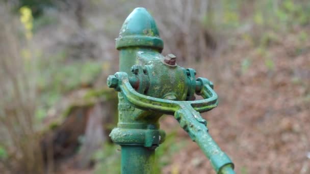 Lever movement of an old water column. — Stock Video