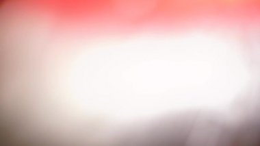 Kırmızı ve beyaz ışıktan yapılmış hareketli fotografik film