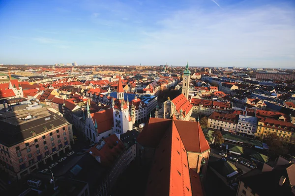 Beautiful super wide-angle sunny aerial view of Munich, Bayern, — Stock Photo, Image