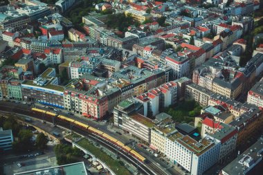 Berlin Hava görünümünü manzarası ve ötesinde city, Almanya, Tv Kulesi gözlem güverteden gördüm