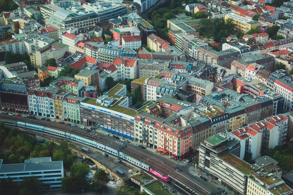 Berlin Hava görünümünü manzarası ve ötesinde city, Almanya, Tv Kulesi gözlem güverteden gördüm