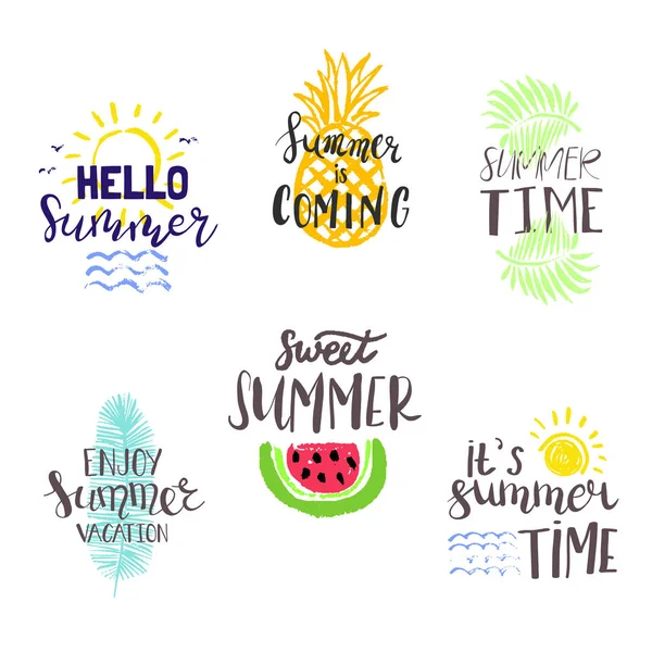 Etiquetas de verão, logotipos, etiquetas desenhadas à mão —  Vetores de Stock
