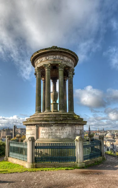Nelson monument vanaf Calton hill - Edinburgh - Schotland - uk — Stockfoto