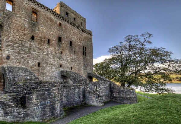 Linlithascar Palace nella città di LinlithmbH, Lothian occidentale, Scotl — Foto Stock
