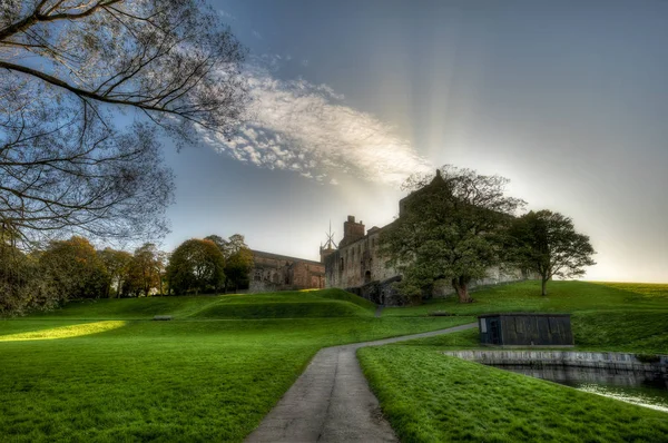 Palacio de Linlithjalá en la ciudad de Linlithjalá, West Lothian, Scotl — Foto de Stock