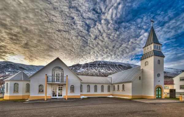 Прекрасна церква Фятлабігго - Ісландія — стокове фото