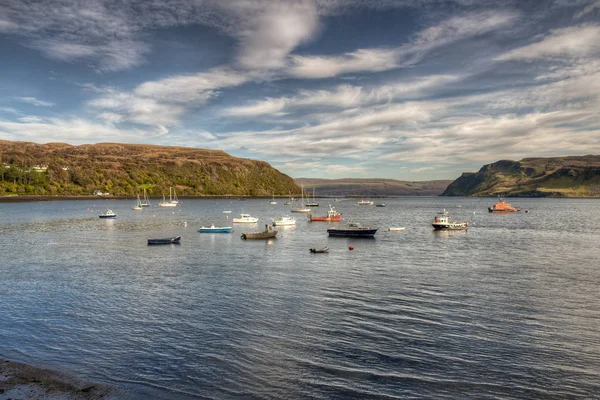 Portree est la capitale et la plus grande ville de l "île de Skye dans les Hébrides intérieures de l" Écosse, Royaume-Uni — Photo