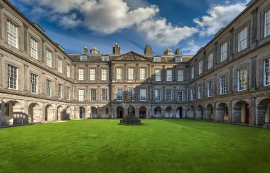 Holyrood Sarayı - Çekici şehir Edinburgh - İskoçya 