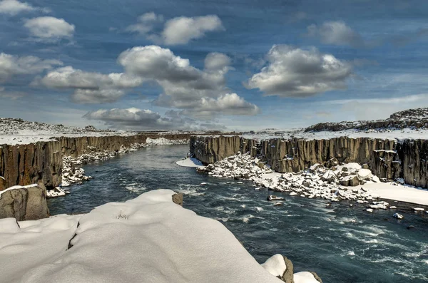 Cascata Selfoss nel Parco Nazionale Vatnajokull, Islanda nord-orientale — Foto Stock