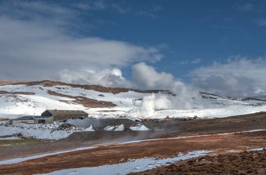 M 'Vatn' da jeotermal bölge - İzlanda