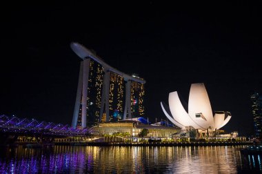 Singapur Körfezi 'nde Panoramik Gece
