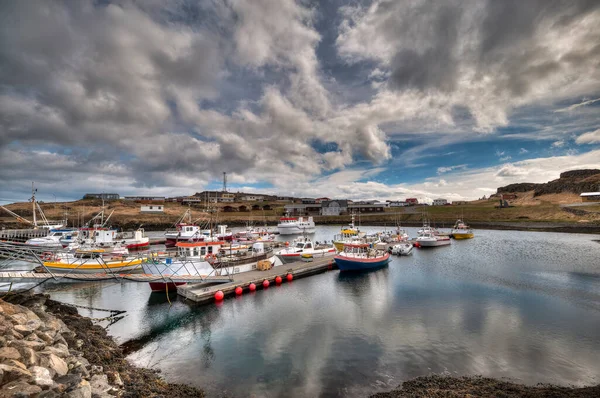 Grazioso Villaggio Pescatori Djupivogur Nell Islanda Orientale — Foto Stock